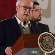 quien-es-carlos-urzua-secretario-de-hacienda-del-gobierno-de-amlo-medium.jpg