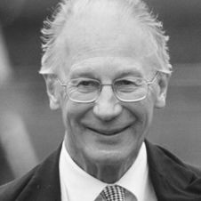 Muere Lord Robert Fellowes, cuñado de Lady Di y consejero de la Reina Isabel II