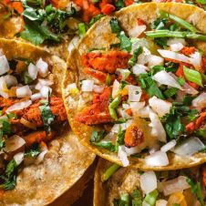 Según Taste Atlas los tacos al pastor son el mejor platillo del mundo.jpeg