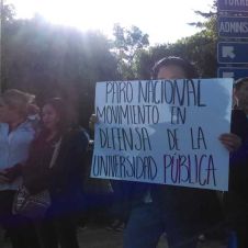 Paran trabajadores administrativos de UAEM.jpg