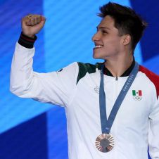 Osmar Olvera consigue el bronce en trampolín de 3 metros y se convierte en doble medallista olímpico a sus 20 años