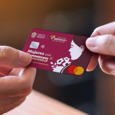 Mujeres Bienestar ¿Cómo identificar y evitar el fraude del bono de 2,600 pesos?