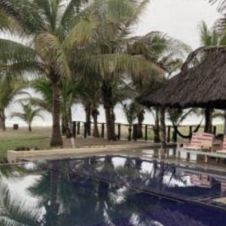 Muere adolescente electrocutado en alberca de hotel en Michoacán