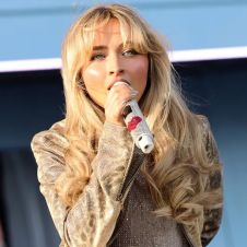 Sabrina Carpenter sufre incidente con fuegos artificiales durante concierto en San Francisco