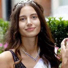 Melisa Raouf miss inglaterra.jpg