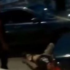 Sujetos dan brutal golpiza a conductor y al huir pasan sobre él con automóvil.jpg