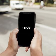 Países Bajos impone multa de 290 millones de euros a Uber por transferencia de datos 