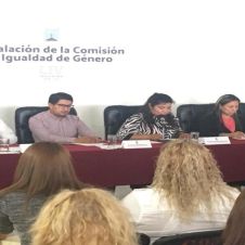 Instalan en Congreso Comisión de Igualdad de Género.jpg