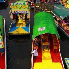 Xochimilco veta el alcohol e impone salvavidas obligatorio en trajineras.jpg