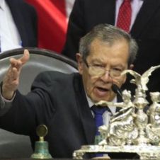 Muñoz Ledo arremete contra diputados y les recuerda a su mamá.jpg