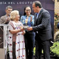 Reconoce Cuauhtémoc Blanco a los locutores