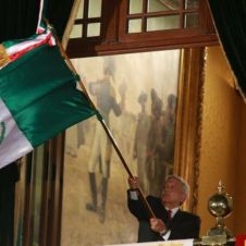 Fox crítica de nueva cuenta contra AMLO por su ceremonia del Grito.jpg