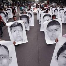 La Fiscalía General de la República anunció que irá tras ex funcionarios del caso Ayotzinapa.jpg
