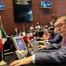 senado victor mercado.jpg