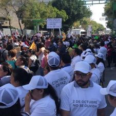 Encapuchados agreden a integrantes del Cinturón de Paz en marcha del 2 de octubre.jpg
