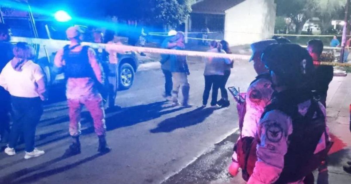 Niña es asesinada a balazos afuera de su casa mientras vendía dulces en ...