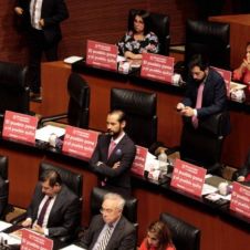Senado da luz verde a reformas de revocación de mandato y consulta popular .jpg