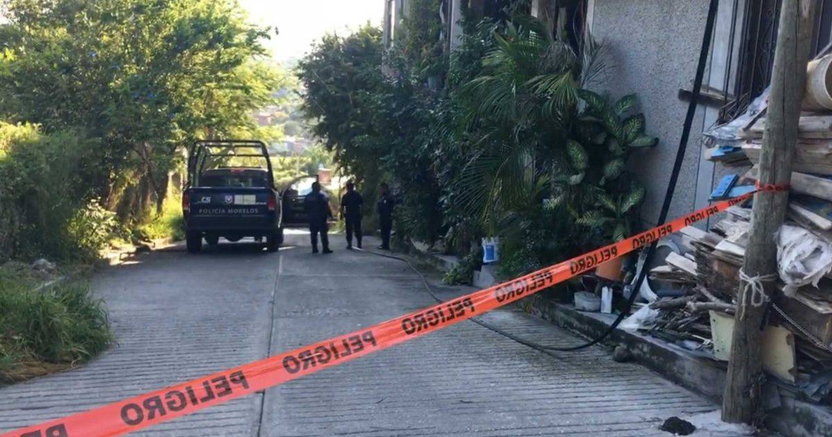 Asesinan a balazos a dos hombres en la colonia 10 de abril de Temixco