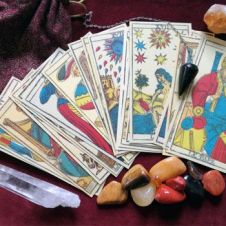 tarot-1775322.jpg