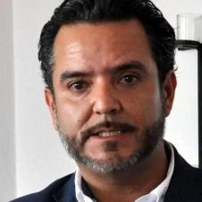 Antonio Villalobos.jpg