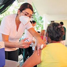 Vacunarán en Ayala este fin de semana