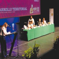 Presentan-a-municipios.jpg