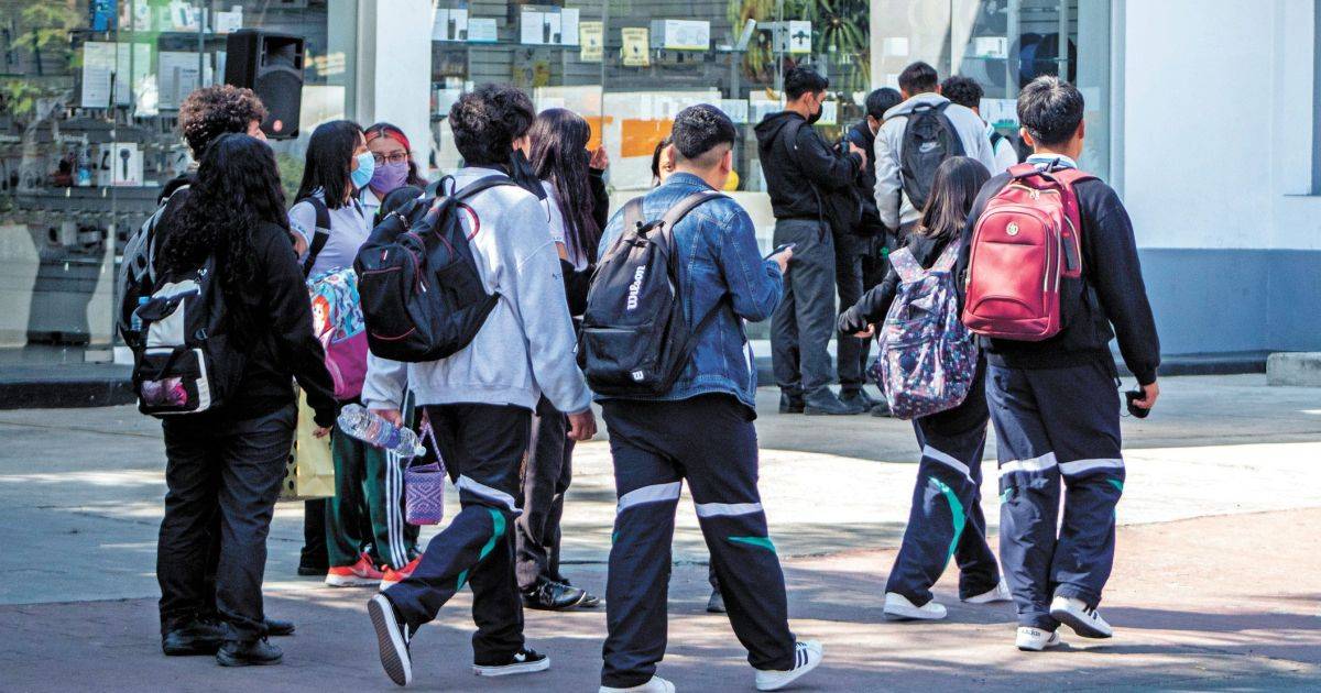 Reprobar Regreso normal a clases y con exhorto para no reprobar