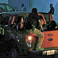 Realizan un cateo en bar de Cuautla