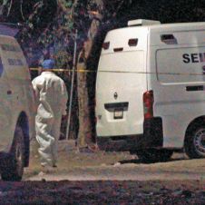 Balean a dos sujetos en Tlaltizapán; sólo uno sobrevive