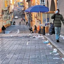 Calles de Cuernavaca con basura