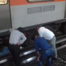 Adolescente se arrojó a las vías del Metro.jpg