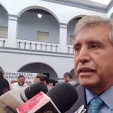 uriostegui agua ok.jpg