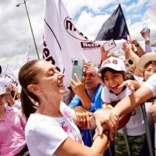 Claudia Sheinbaum, Día de las Madres