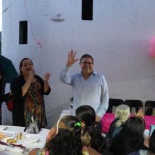 Victor, Mercado, mamás