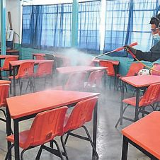 Desinfectan escuelas en Cuautla Morelos