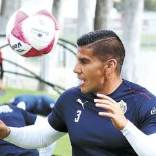 carlos-salcido.jpg