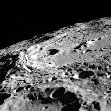 Reactor nuclear en la Luna