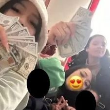MUJERES.jpg