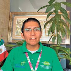 Carlos Flores Hernández