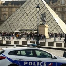 louvre