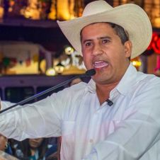 3815_cuate.jpg