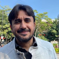 El secretario de Turismo: Daniel Altafi Valladares