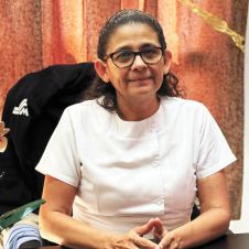Lla­man a vacu­narse vs influenza y Covid