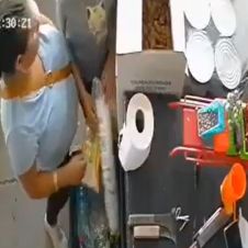 Engaño en tienda de abarrotes