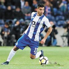Corona-futbol-italia-inter-milan-oporto-120420.jpg