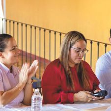 Sesión. Rinden informes ante la alcaldesa Mazari Torres. Sesión. Rinden informes ante la alcaldesa Mazari Torres.