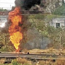 moto-incendiada-110521.jpg