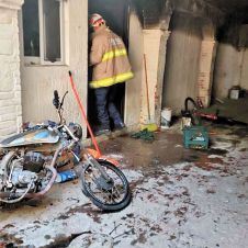 Una mujer sufrió quemaduras en el rostro y una crisis nerviosa 