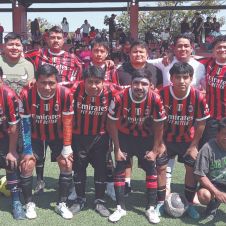 IMPONE AC MILAN.jpg
