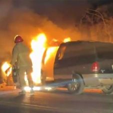 incendio-camioneta-web.jpg incendio-camioneta-web.jpg